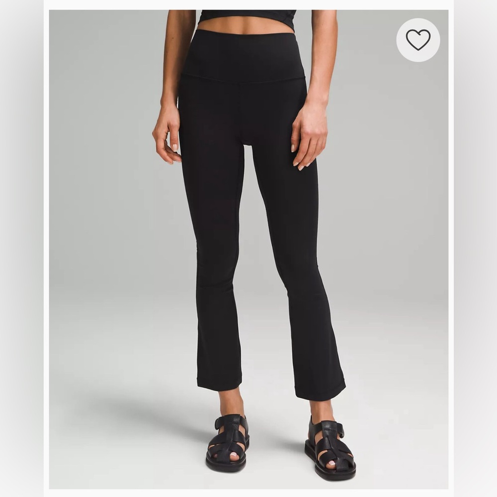 NWT LULULEMON ALIGN HIGH RISE MINI FLARE PANT EXTRA SHORT - BLACK - SIZE 4